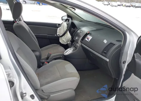 2011 Nissan Sentra 2.0S z USA, uszkodzony, nr VIN 3N1AB6AP9BL722363